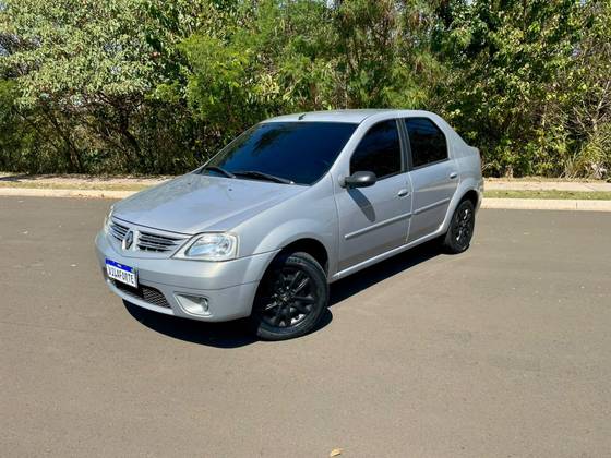 RENAULT LOGAN 1.6 PRIVILÈGE 16V FLEX 4P MANUAL RENAULT LOGAN 1.6 PRIVILÈGE 16V FLEX 4P MANUAL